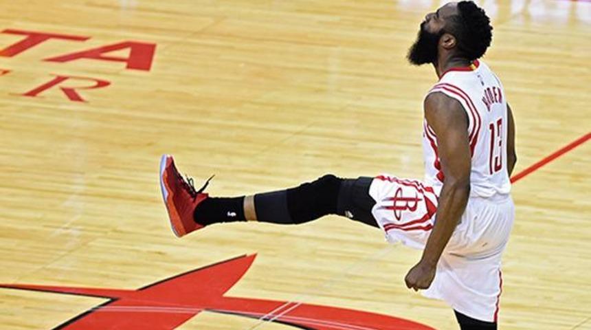 "Rockets" tura ateşlendi