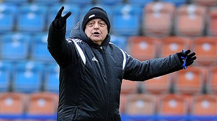 Yılmaz Vural'dan taraftara sitem