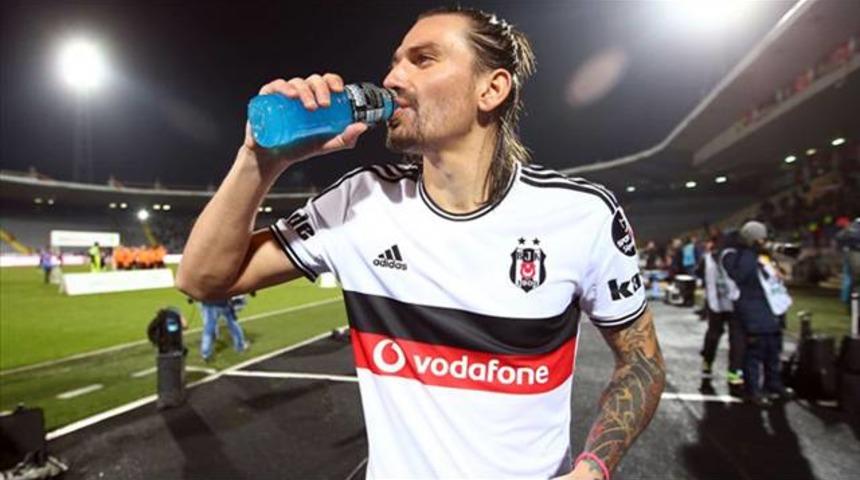 Ersan G&uuml;l&uuml;m: Ankara'da şampiyon oluruz