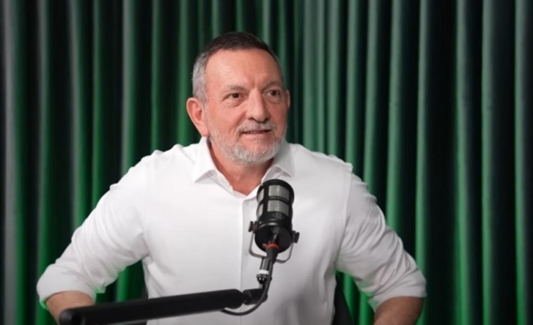 Fenerbahçe nin yeni transferi Jhon Duran için flaş iddia! Gazeteci Ferudun Niğdelioğlu 6 milyon euro fazla ödenmek zorunda kalındı 1