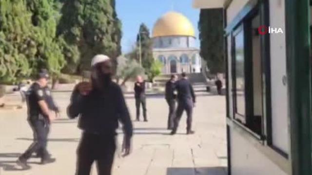 İsrailli Bakan'dan Mescid-i Aksa'ya baskın! Tepki yağdı