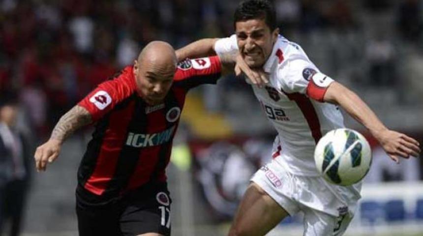 Gaziantepspor - Gen&ccedil;lerbirliği ma&ccedil;ı canlı yayınla Lig Tv'de