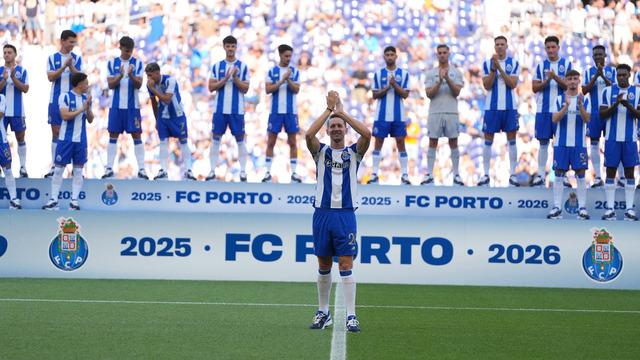 Luuk de Jong, Porto'ya transfer oldu! Sürpriz hamle taraftarları şaşırttı