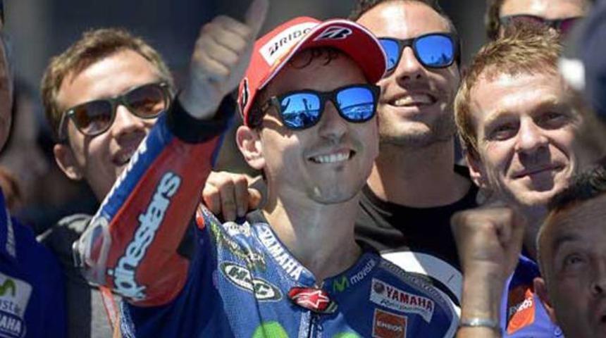 Lorenzo'dan sezonun ilk galibiyeti