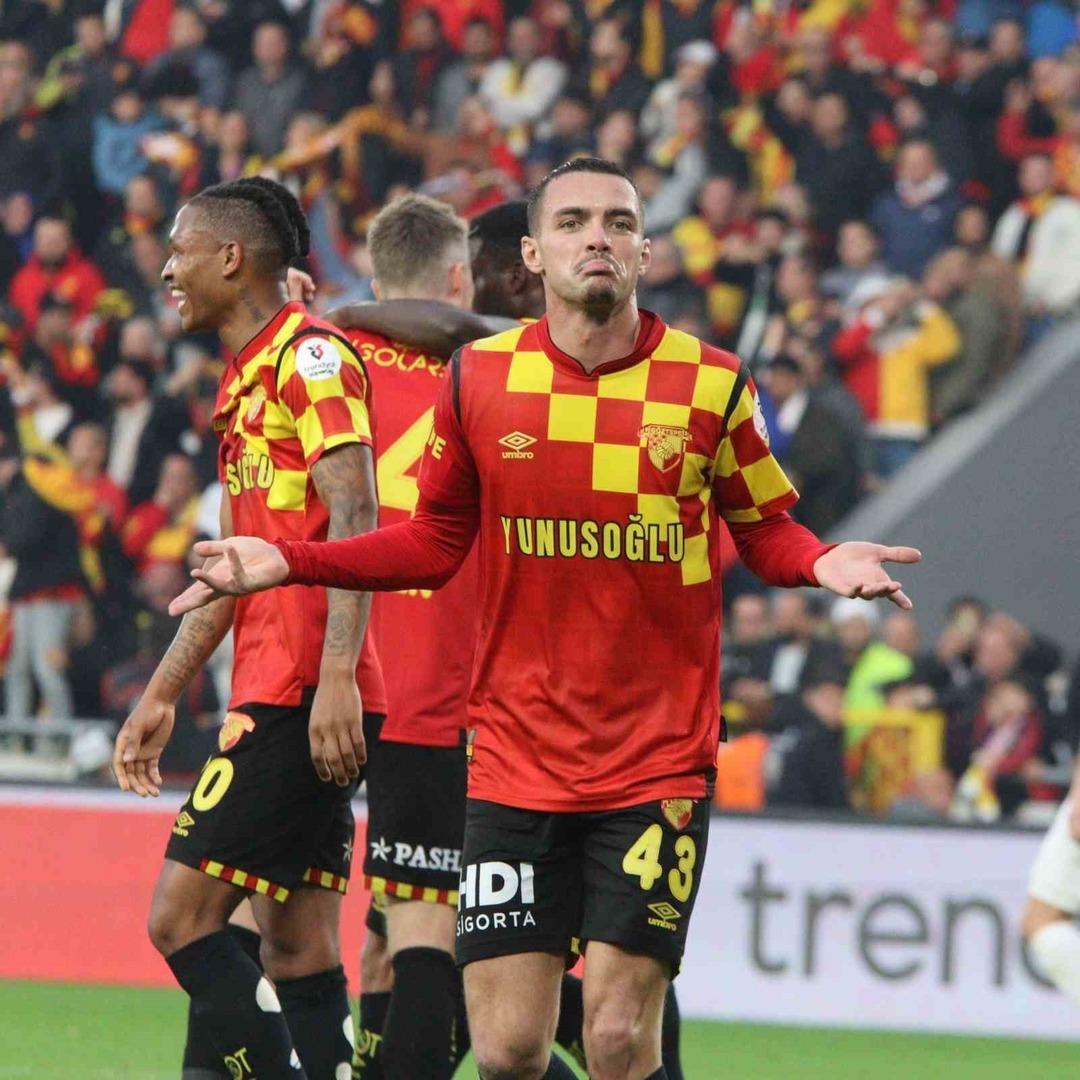 Göztepe’de David Tijanic, Al-Najmah’a transfer oldu 1