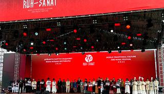 Kırgızistan'daki "1. Dünya Geleneksel Kültür ve Müzik Festivali" sona erdi