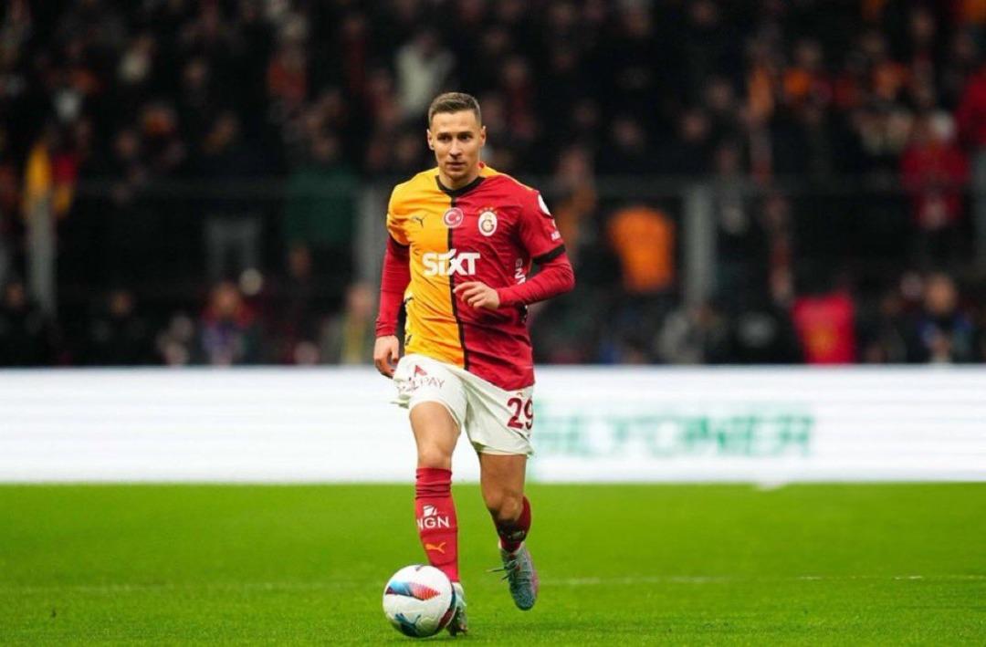 Galatasaray Frankowski ile yollarını ayırıyor! Yıldız oyuncu için Rennes ile anlaşma tamamlandı... Hafta içi gidiyor 2