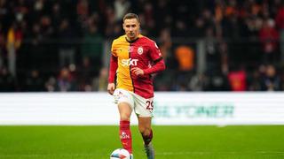 Galatasaray Przemysław Frankowski'nin transferi için KAP'a resmi açıklama yaptı!