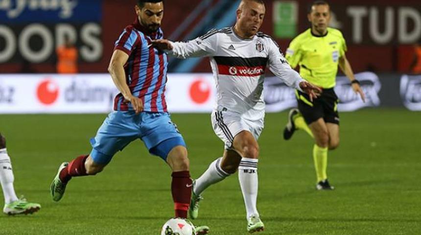C&uuml;neyt &Ccedil;akır&rsquo;ın kararları Trabzonspor &ndash; Beşiktaş ma&ccedil;ına damga vurdu