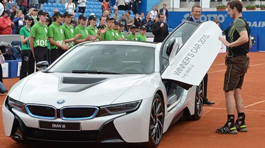 İlk toprak kort zaferi