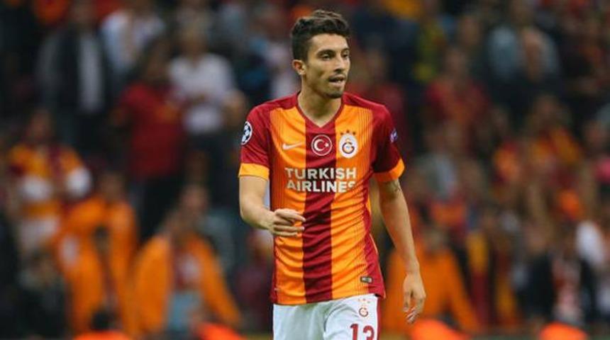 Galatasaray'da Alex Telles korkutuyor