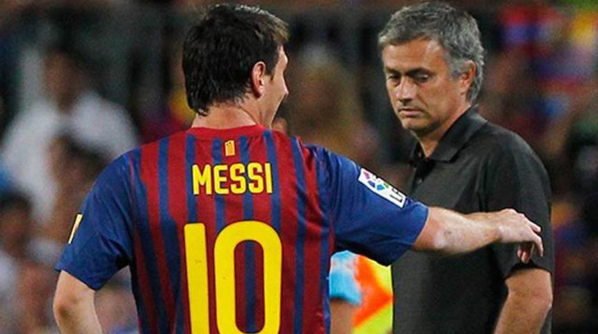 Mourinho, Messi'yi g&ouml;klere &ccedil;ıkarttı