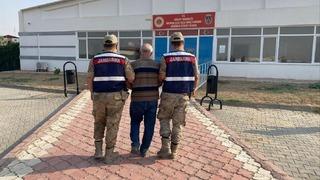 Dolandırıcılık suçundan aranan şahıs, kardeşinin evinde yakalandı