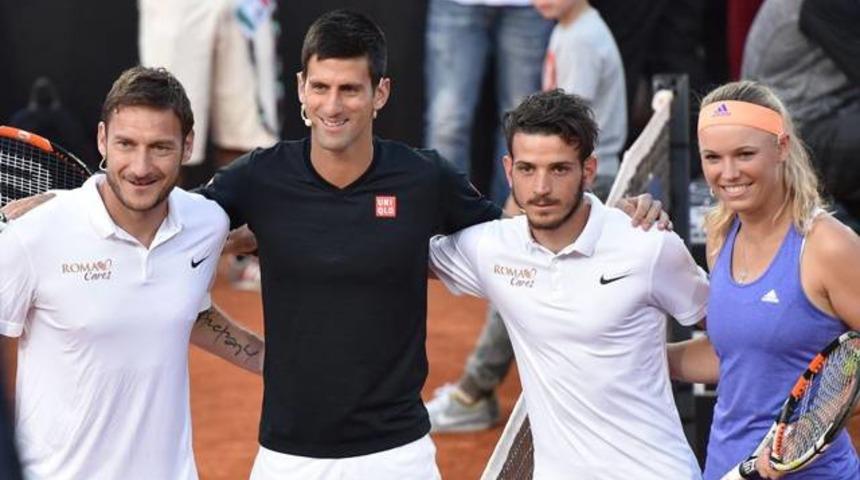 Yıldızlar kortta buluştu