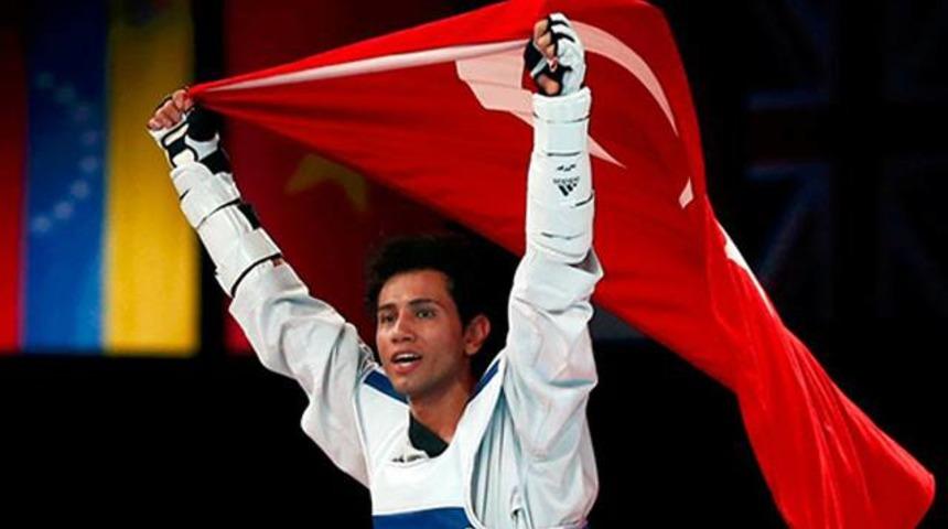 Servet Tazegül dünya şampiyonu!