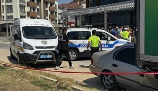 Yer: Bursa! Tıra arkadan çarpan otomobilin sürücüsü hayatını kaybetti