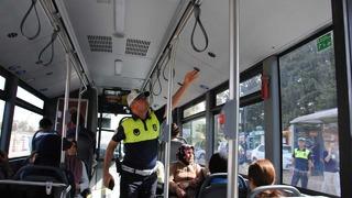 Şanlıurfa'da klimasız yolcu taşıyan toplu taşıma araçlarına para cezası uygulandı