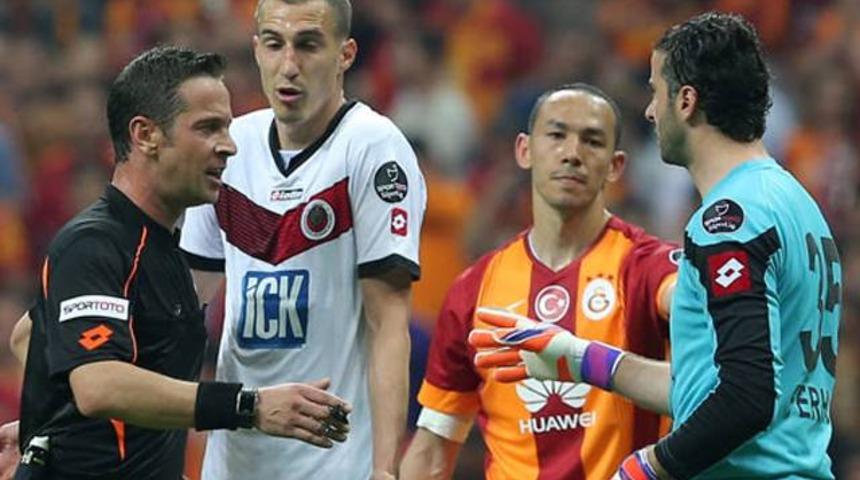 Kaleci Ferhat konuştu: 'Taffarel bile tebrik etti'