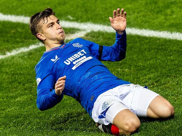 Yıldız isim Türk devine geliyor! Rakam verdiler...