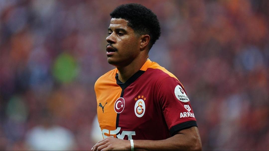 Galatasaray ın yıldız oyuncusu Gabriel Sara ya İngiliz devi Manchester United dan teklif yolda! Cimbom 40 milyon euro talep etti... 3