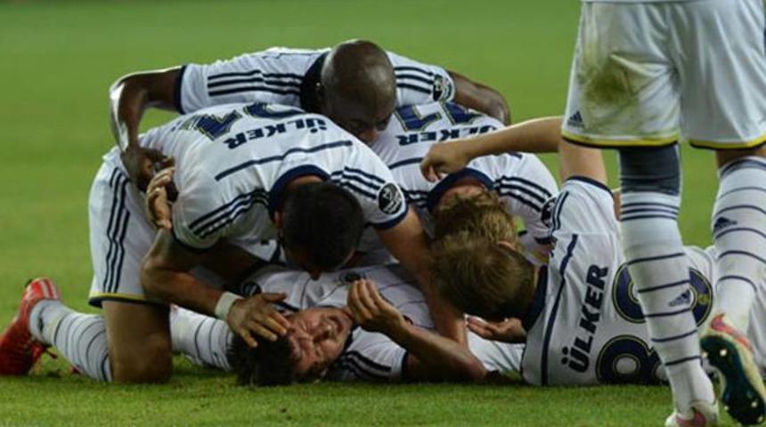 Fenerbah&ccedil;e'de şampiyonluğa 5 milyon...