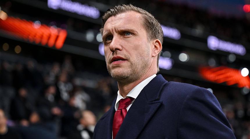 Katar ekibi Al Duhail, Eintracht Frankfurt'dan Tuta'yı transfer etti!