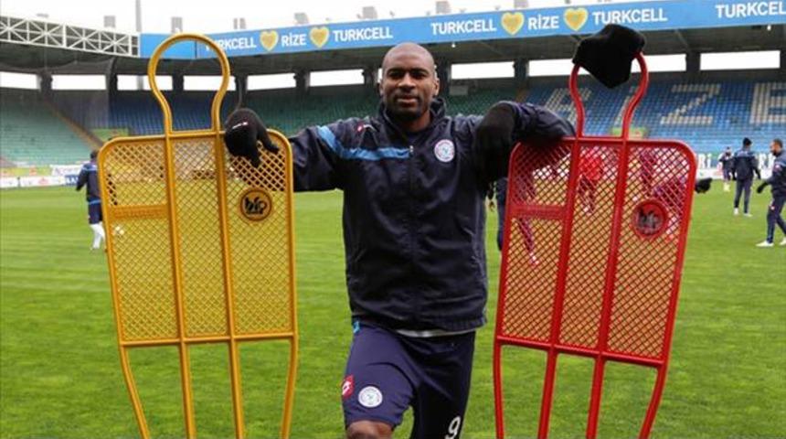 Leonard Kweuke, Bursaspor'a doğru!