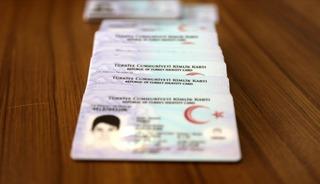 Yapay zekayla sahte kimlik oluşturup ehliyet sınavına girdiler