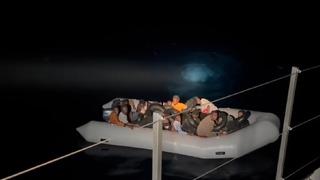 İzmir'de 83 düzensiz göçmen yakalandı