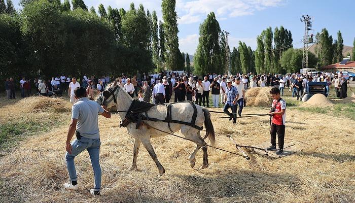 20798210-700x400 Bayburt'ta "6. Harman Festivali" başladı