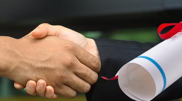 Sahte diplomayla işe girenlerin ortaya &ccedil;ıkması hakkında ne d&uuml;ş&uuml;n&uuml;yorsunuz?