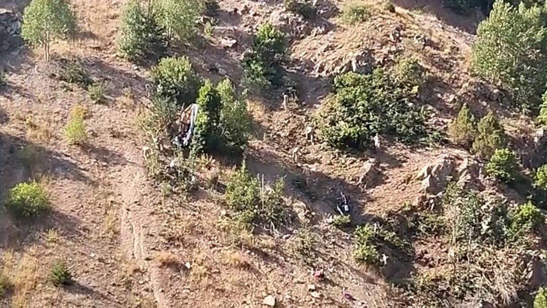 1200xauto Son dakika | Sivas'ta korkunç kaza: Fındık işçilerini taşıyan minibüs yuvarlandı! 3 ölü, 18 yaralı