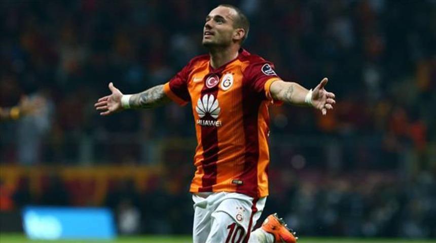 Sneijder atıyor, Galatasaray maçlarını kazanıyor