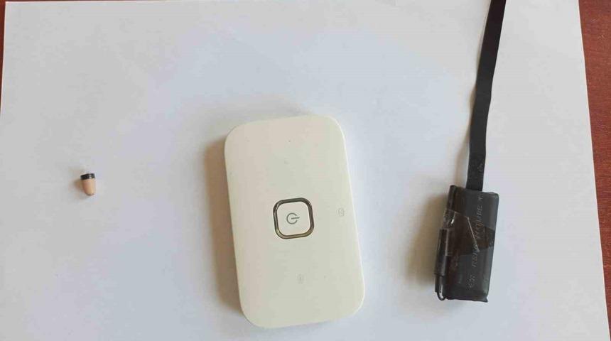 Kopya düzeneğiyle ehliyet sınavına giren şahıs yakalandı