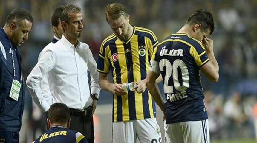 Fenerbah&ccedil;eli futbolcular hakemlerin kapısına dayandı
