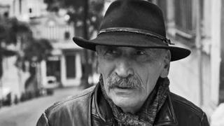 Tuncel Kurtiz: Sesini Değil, Ruhunu Oynayan Adam