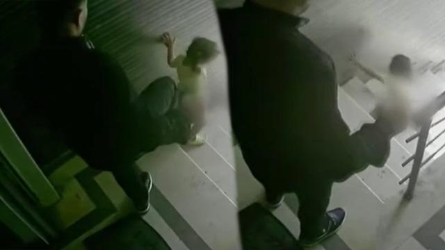Vicdansızlığın bu kadarı! 3 yaşındaki kızına tekme atıp merdivenlerden düşürdü: İstenen ceza belli oldu!