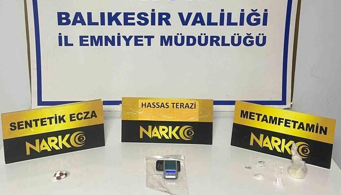 700x400 Ayvalık’ta durdurulan araçtan uyuşturucu çıktı: 2 gözaltı