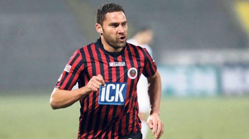 Beşiktaş'tan Tosic &ccedil;alımı