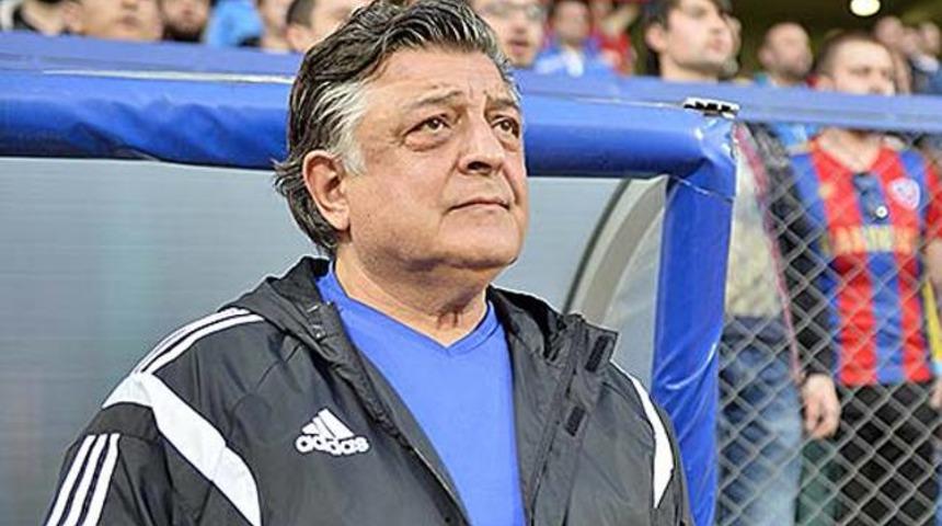 'Oyuncularıma tokat bile atmış adamım'