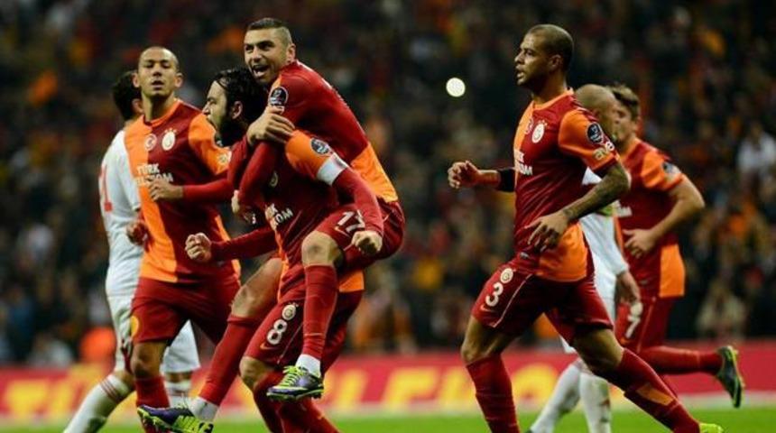 Fenerbah&ccedil;e Futbol Vakfı'ndan Galatasaray'a kutlama