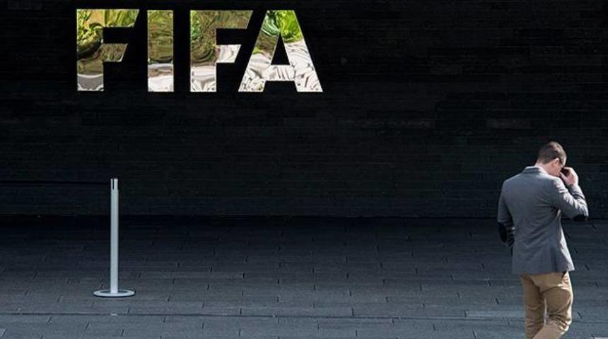 FIFA y&ouml;netiminde r&uuml;şvet depremi
