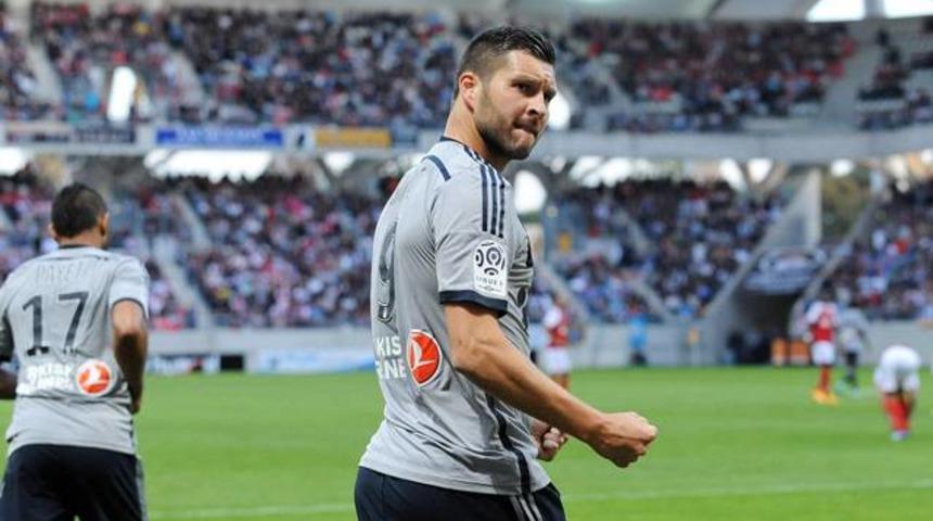 Gignac Galatasaray i&ccedil;in İstanbul'a geldi