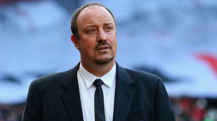 Real Madrid, Benitez'i a&ccedil;ıkladı