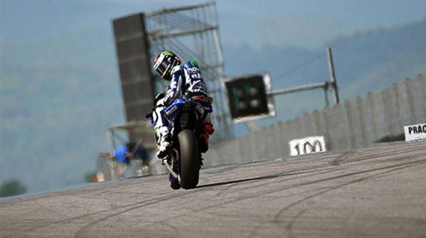 Lorenzo yanına yaklaştırmadı!