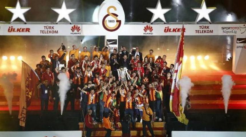 'D&uuml;r&uuml;st ve Albayrak'ı unuttuk'