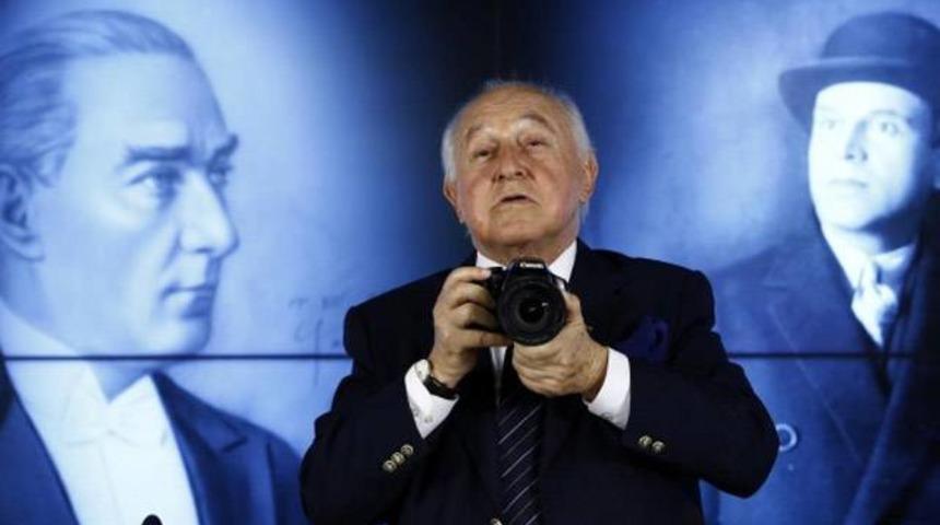 Duygun Yarsuvat'tan Aziz Yıldırım'a g&ouml;nderme!