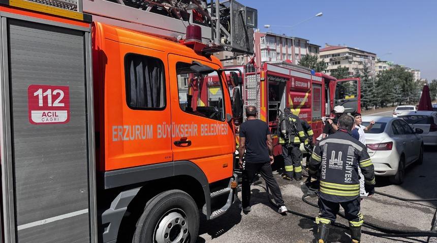 Erzurum'da güzellik merkezinde yangın! 1 kişi dumandan etkilendi