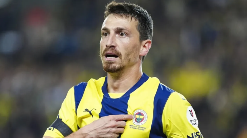 Jose Mourinho'dan yeni sezon öncesi Mert Hakan Yandaş kararı! Kimse beklemiyordu...