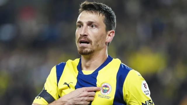 Jose Mourinho'dan yeni sezon öncesi Mert Hakan Yandaş kararı! Kimse beklemiyordu...